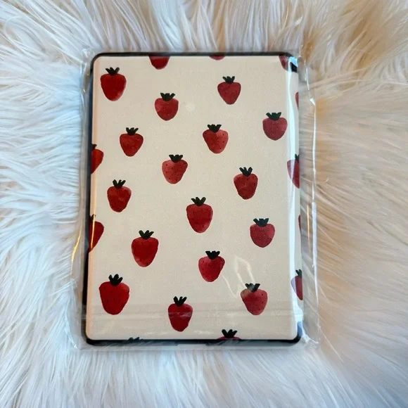 NEW Strawberry Kindle Case 🍓 | Kindle Paperwhite 11th Generation model#: M2L3EK - Picture 3 of 3